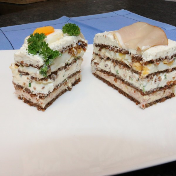 Schwarzbrottorte - Rezepte Suchen