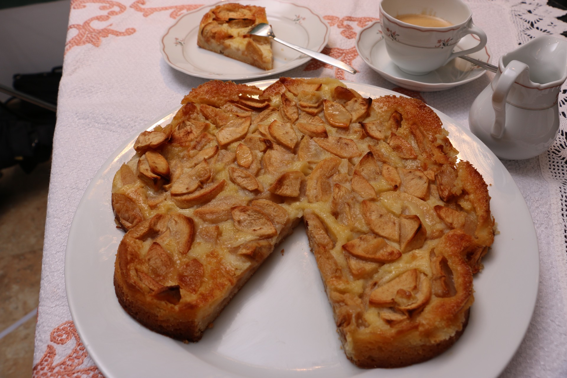 Apfelkuchen_mit_Sahneguss_Birgit_1 – Landgemachtes