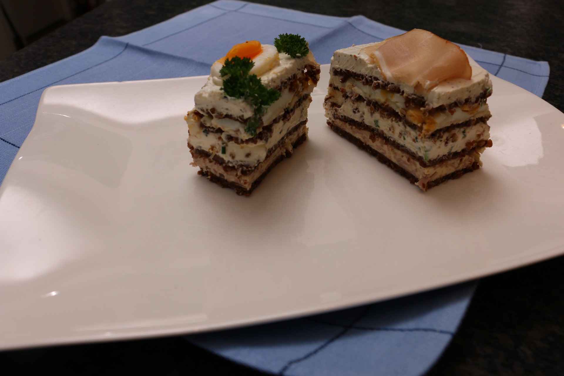 Schwarzbrottorte - Rezepte Suchen