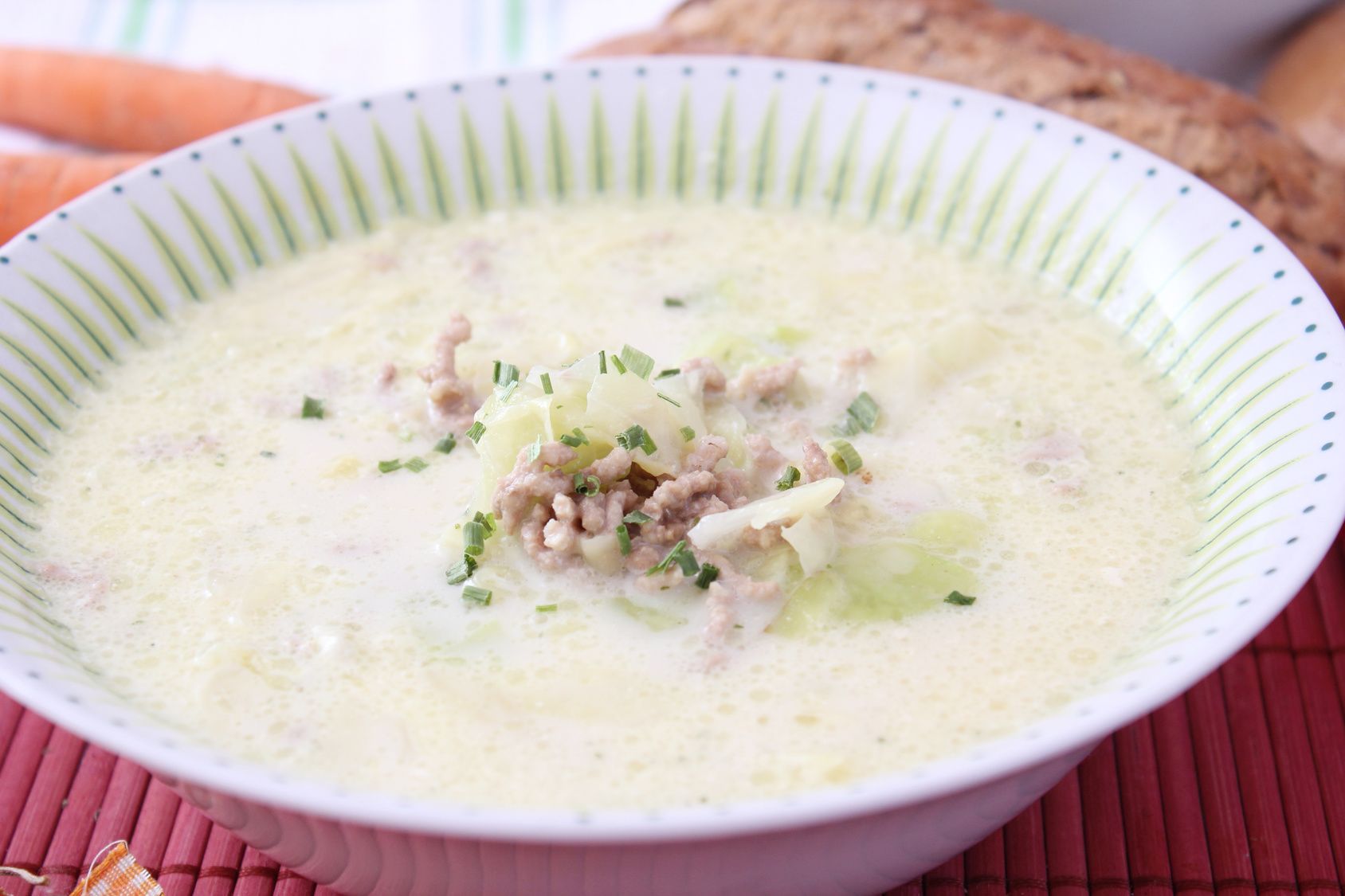 Käsesuppe mit Zucchini oder Porree - Landgemachtes