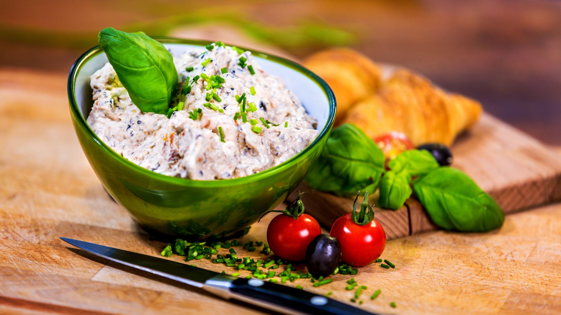 Oliven-Tomaten-Dip - Landgemachtes