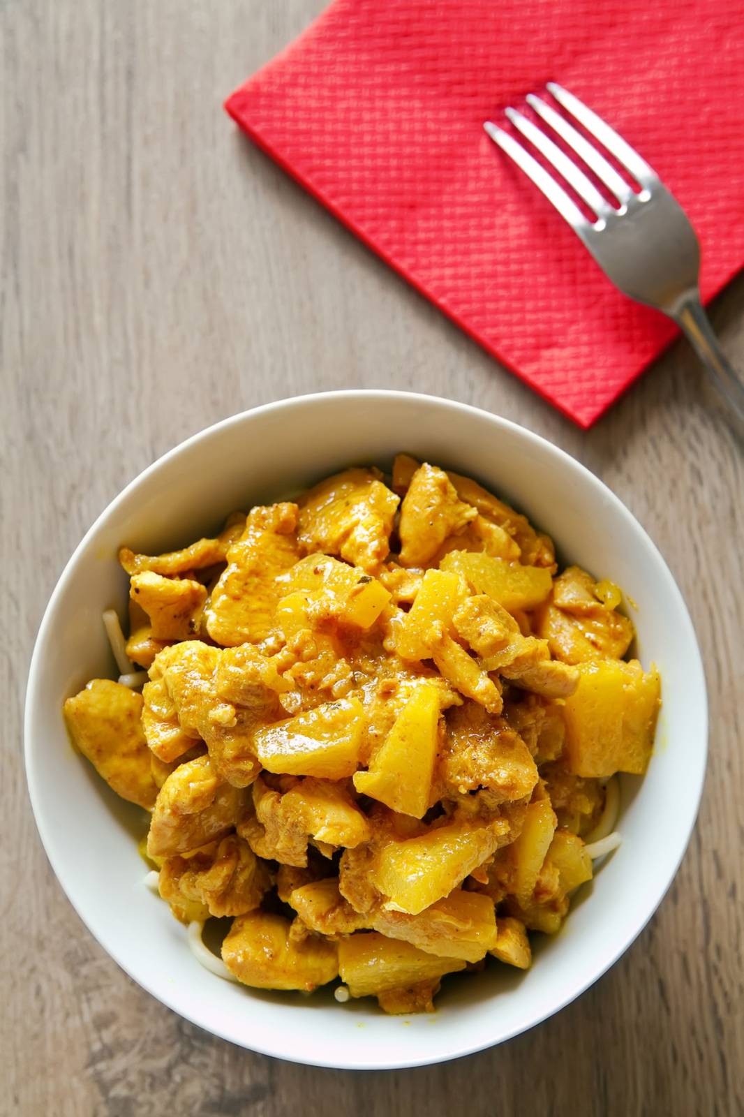 Rahmgeschnetzeltes mit Ananas - Landgemachtes