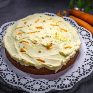 Möhrenkuchen mit Frosting