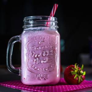 Milchshake_Landgemachtes-65 Erdbeer-Milchmix