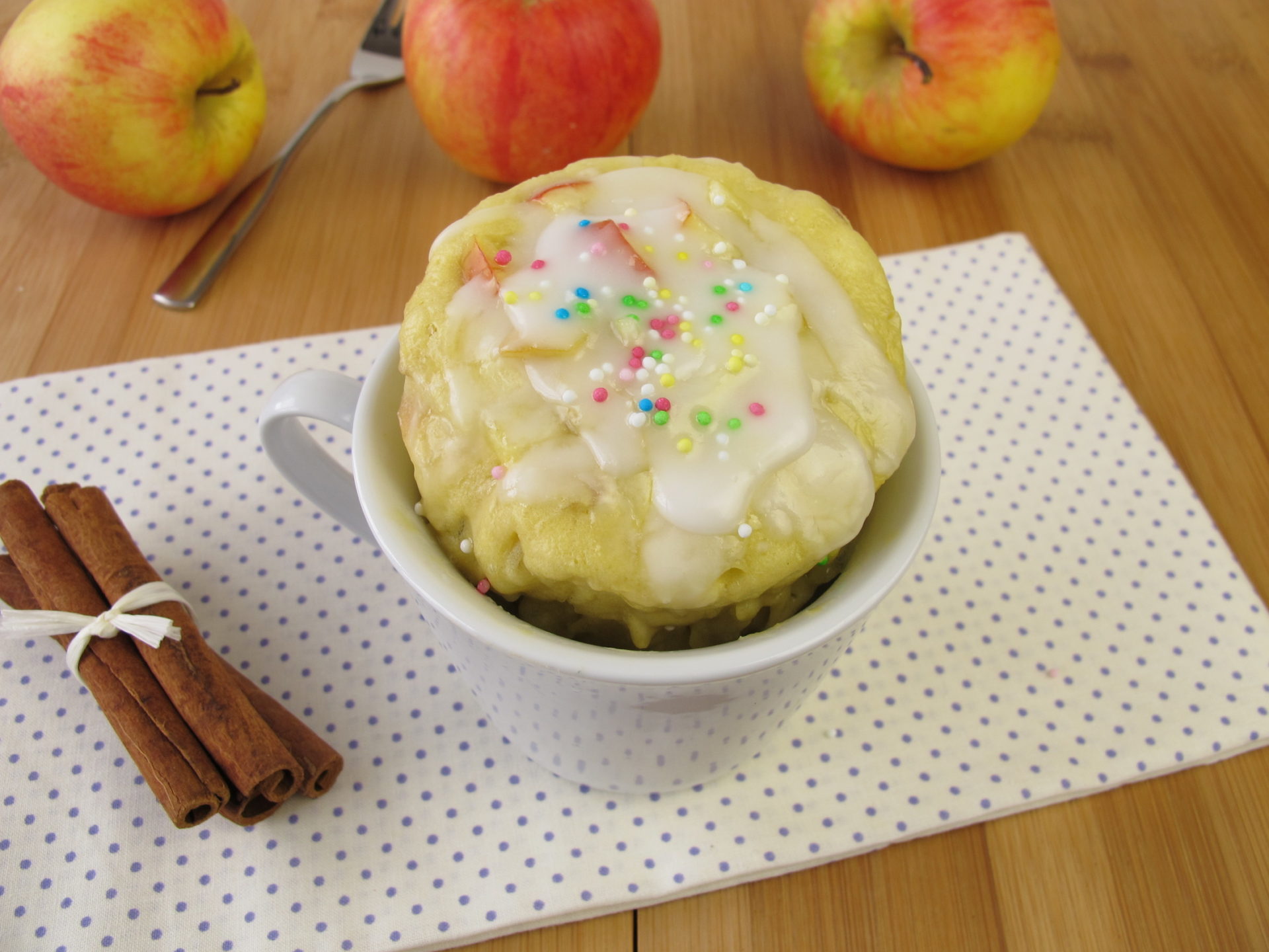 Apfel-Zimt-Tassenkuchen - Landgemachtes