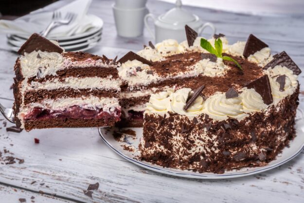 Schwarzwaelder_Kirschtorte_Foto-60
