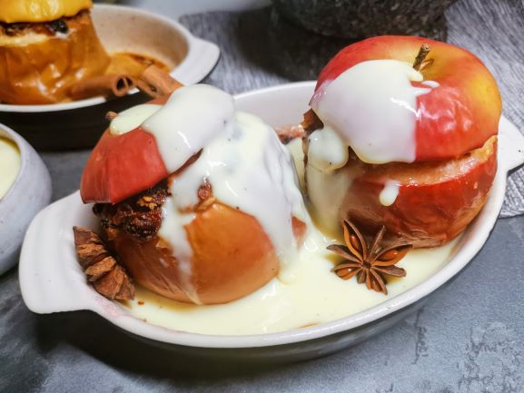 Bratäpfel mit Vanillesauce - Landgemachtes