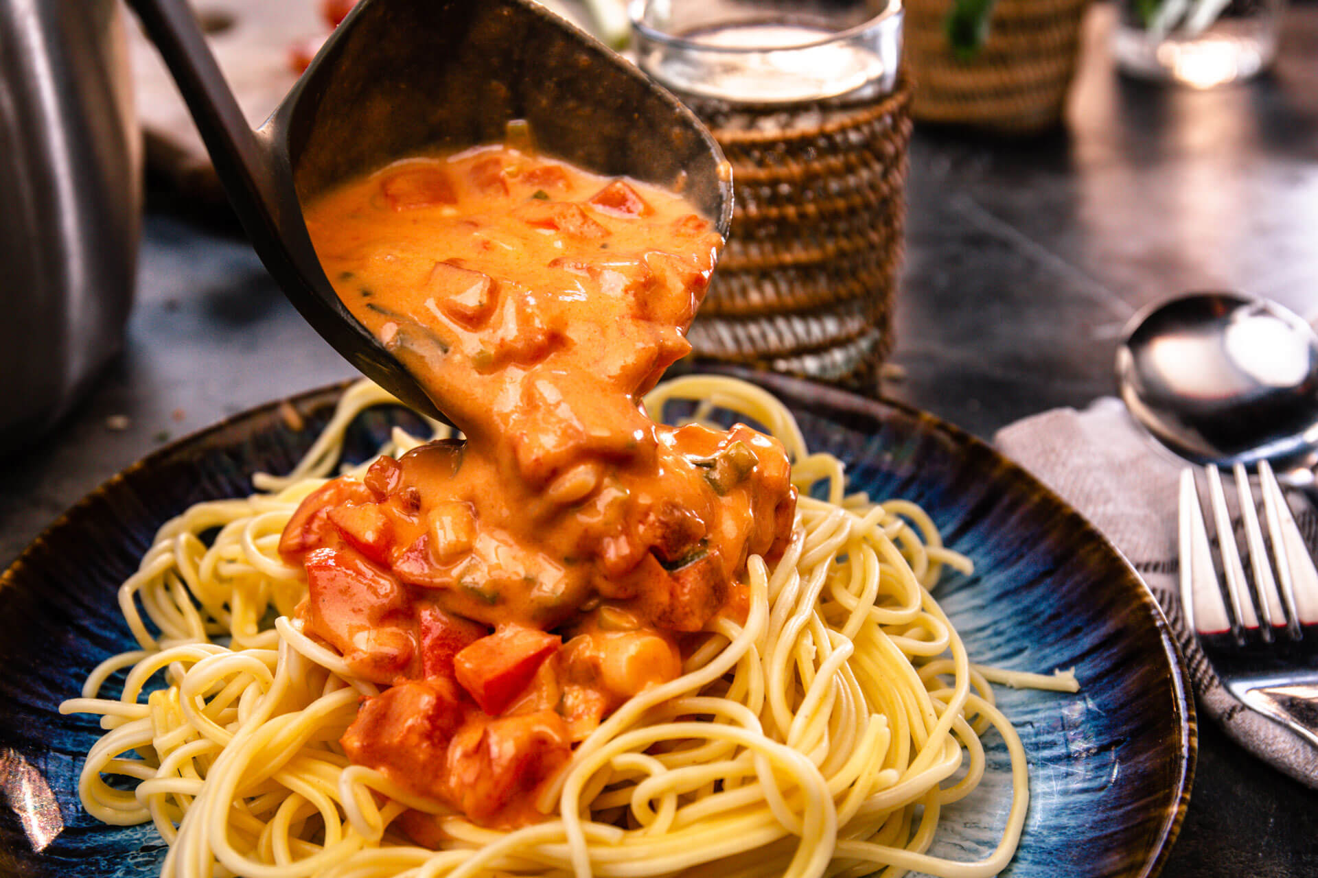 Kinderleichte Tomaten-Paprika-Soße - Landgemachtes