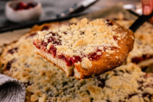 Blechkuchen mit Streuseln