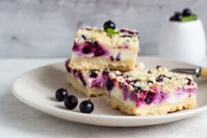 Blaubeer-Käsekuchen mit Streuseln