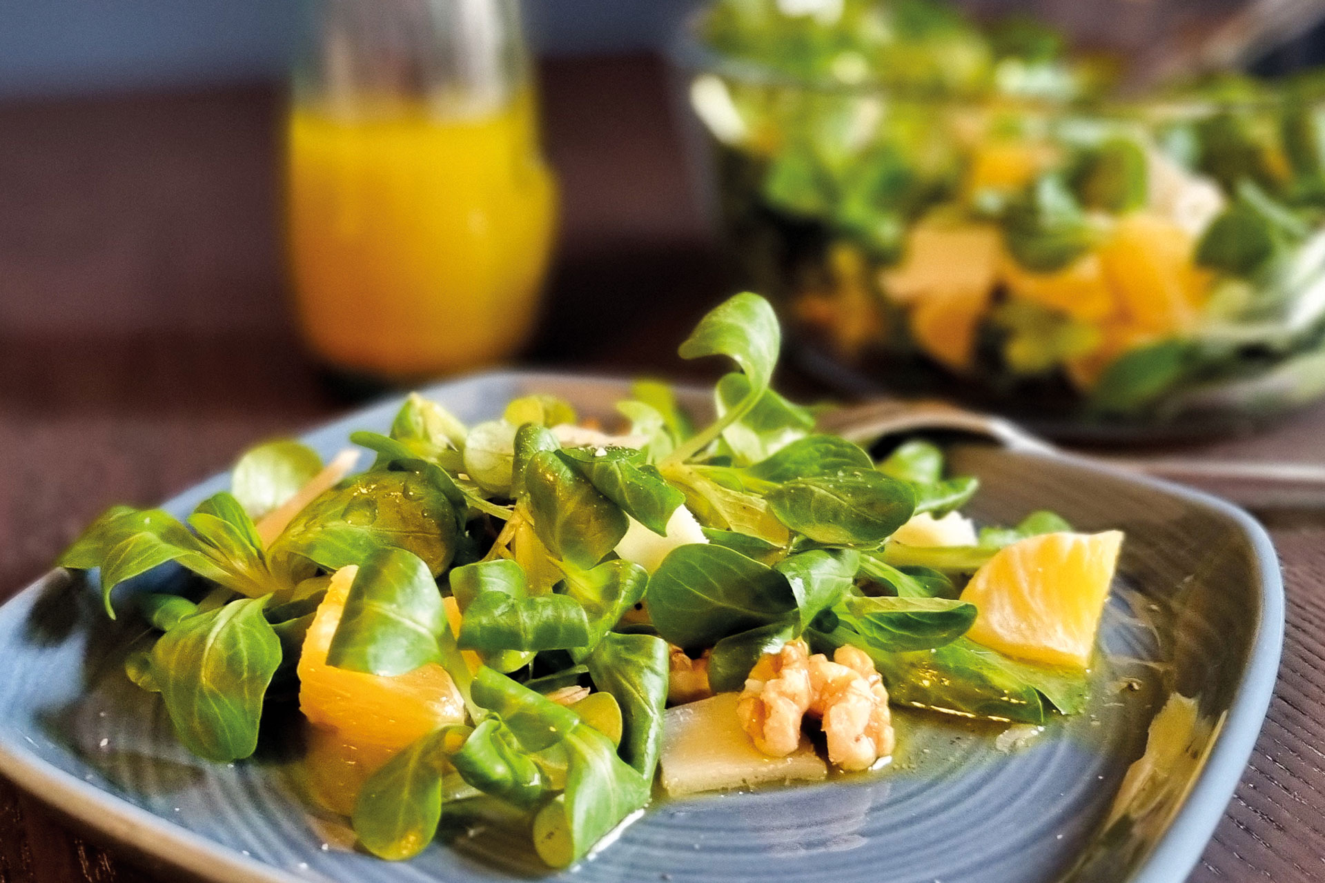 Feldsalat mit Honig-Senf-Dressing - Landgemachtes