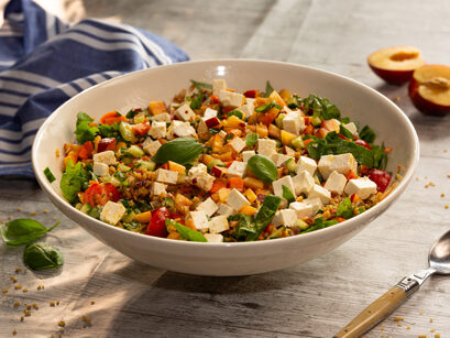 Bulgursalat mit Hirtenkäse und Nektarinen