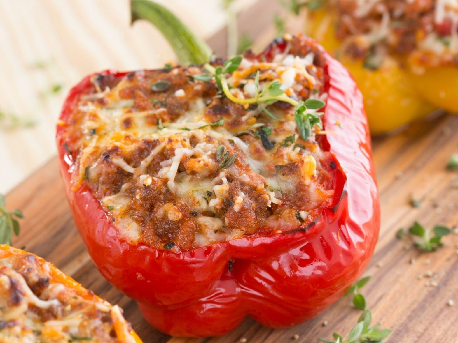 Gefüllte Ofenpaprika mit Hackfleisch