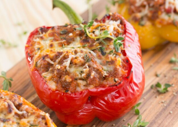 Gefüllte Ofenpaprika mit Hackfleisch